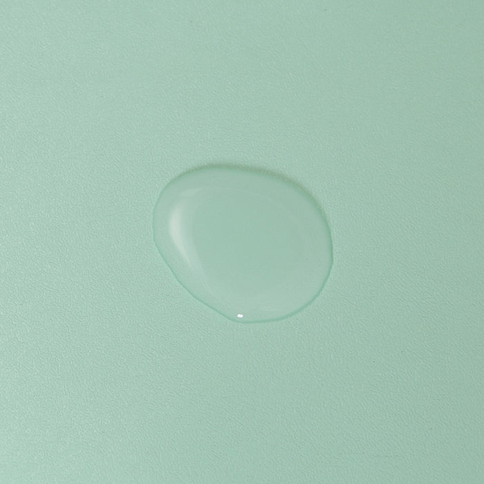 エメラルドグリーン
