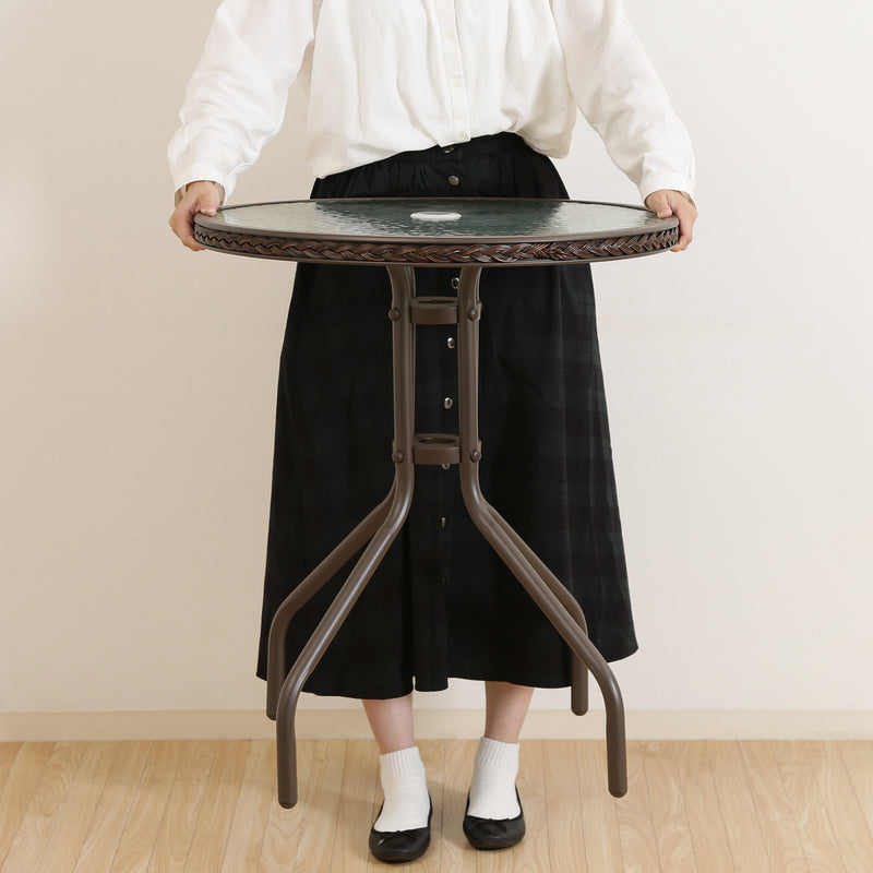 ブラウン