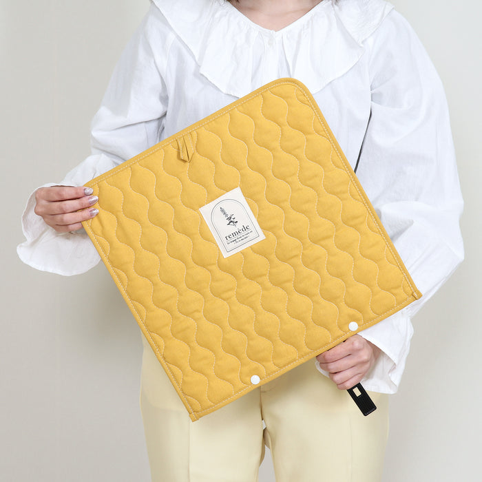 【remède - ルメッド】 推し活 うちわケース 大人推し活グッズ キルティング おしゃれ かわいい レッド/オレンジ/イエロー/ピンク/グリーン/ブルー/パープル/アイボリー/グレー