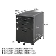 ブラック
